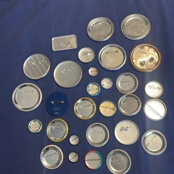 Button Collection - Picture 8 of 8